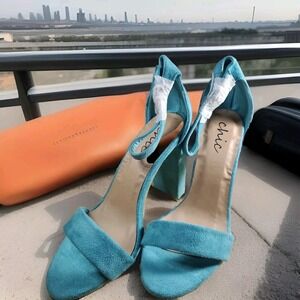 Chic Sz 8 Block Heel Sandals Womens Turquoise Blue Faux Suede Ankle Strap Heels